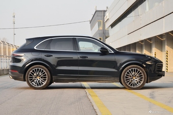 2018款卡宴3.0T自动