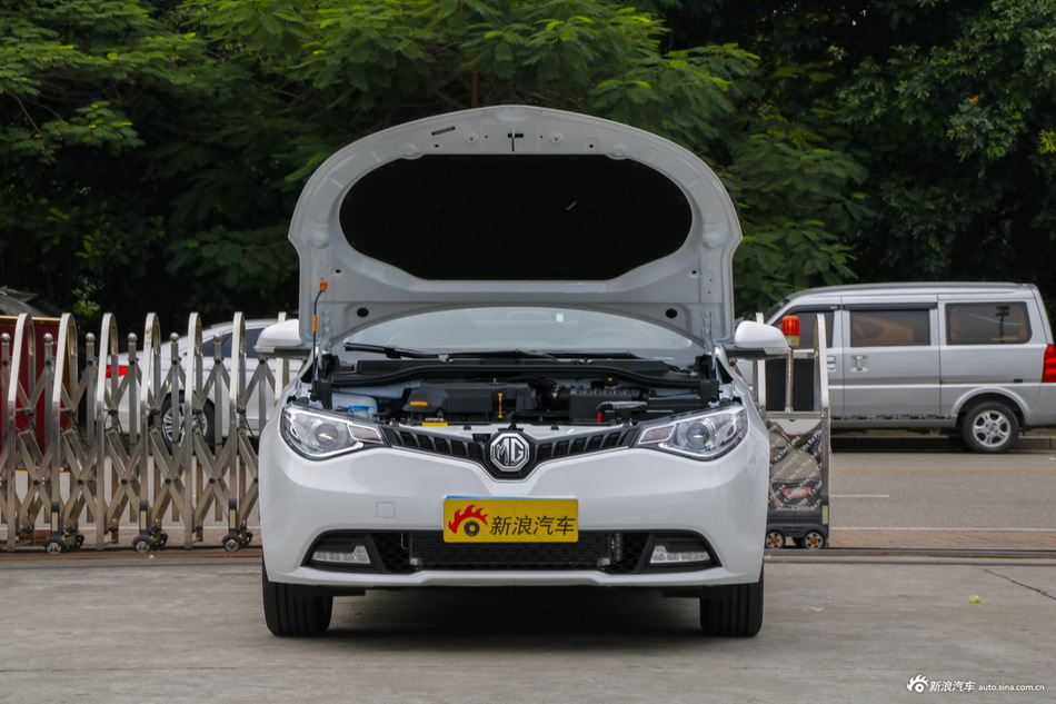 2016款名爵锐行1.5T手动超值豪华版