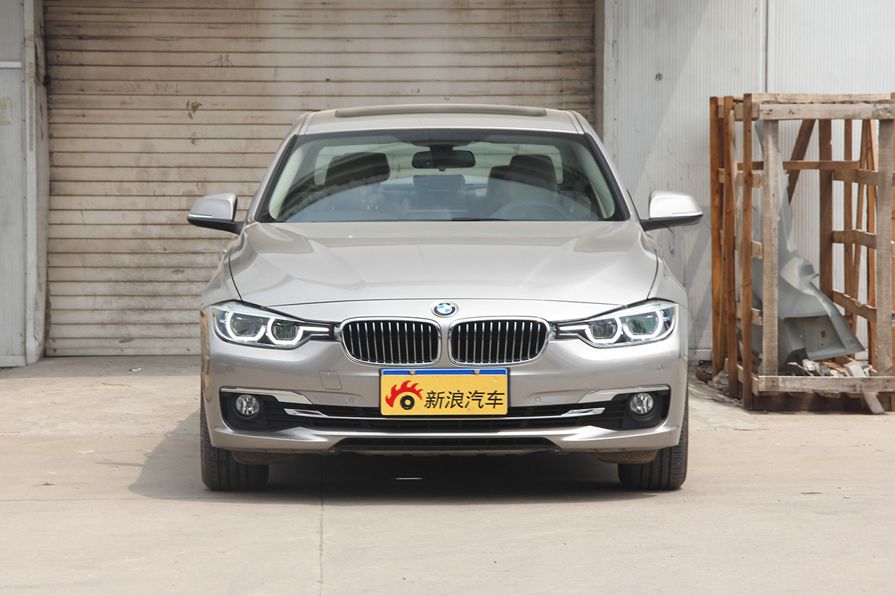 2016款宝马3系 2.0T自动320Li豪华设计套装