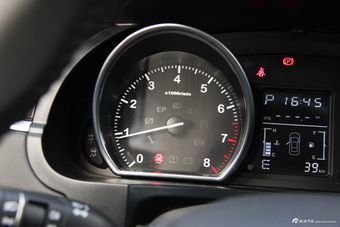 2015款众泰T600 2.0T自动豪华型 魅影黑