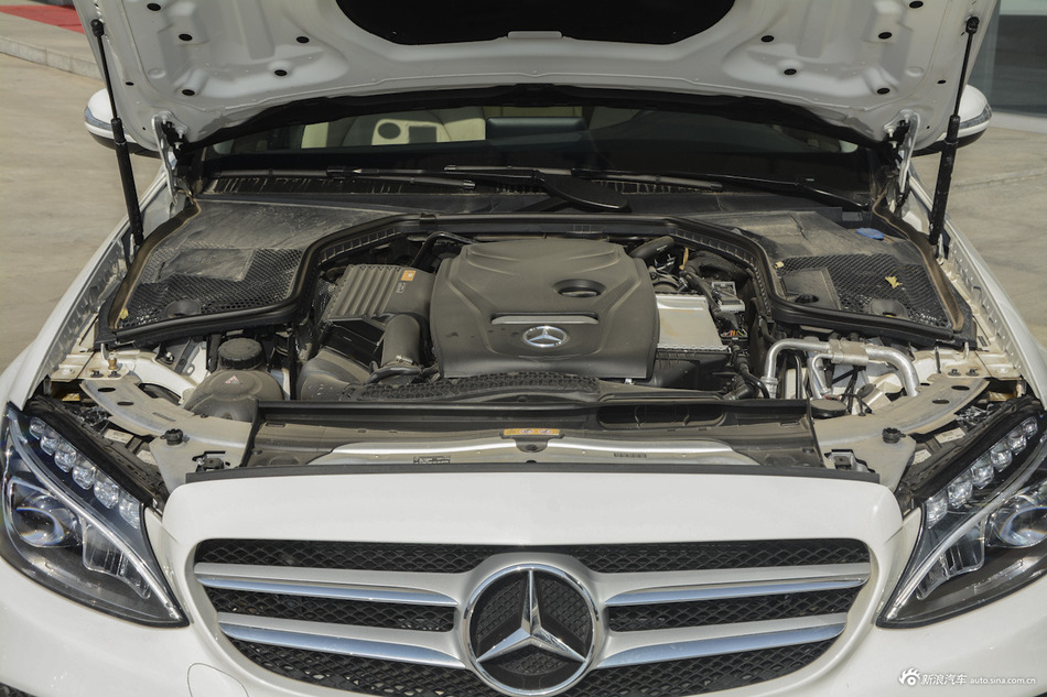 2017款改款奔驰C级C200L 2.0T自动