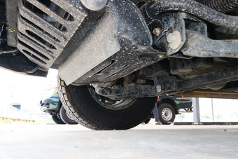 2018款领主2.5T手动柴油大双两驱豪华型