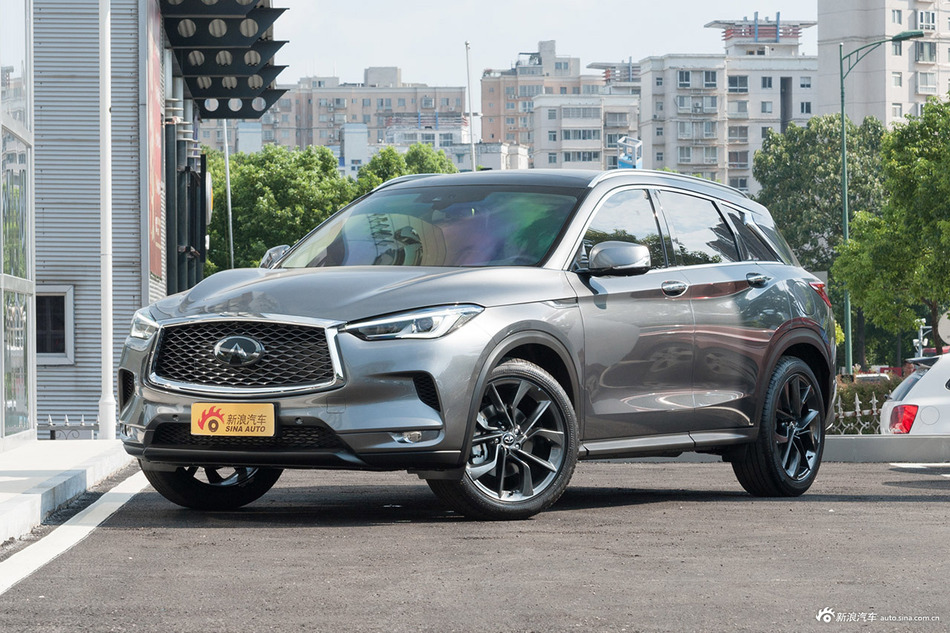 2018款英菲尼迪QX50 2.0T自动四驱智能版