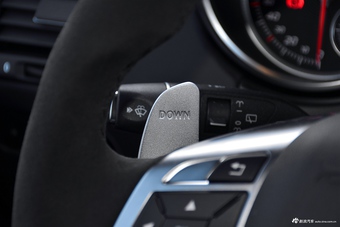 2017款奔驰G级4.0T自动G500 4x4限量版