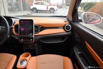 2018款奇瑞eQ1智炫版4座