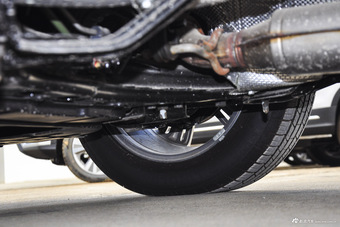 2015款猎豹CS10 2.0T手动新锐版 纽约黑