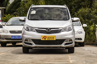 2016款长安欧尚1.5L手动豪华型