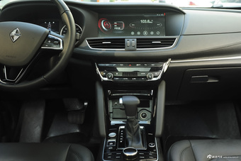 2016款宝沃BX7 2.0T自动四驱旗舰版28T