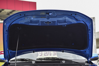 2016款凯翼X3 1.6L自动智联IV版