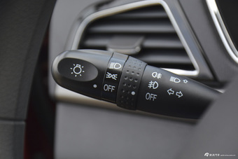 2016款长安欧尚1.5L手动精英型