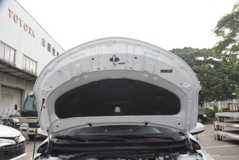 2017款威驰FS 1.5L手动锋驰版 