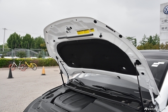 2018款比亚迪宋MAX 1.5TI 双离合 智联精英版6座