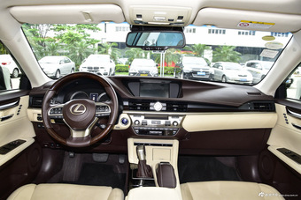 2015款雷克萨斯ES 2.5L自动300h尊贵版图片
