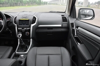 2018款铃拓2.5T手动四驱豪华款JE4D25Q5A