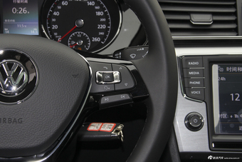 2018款凌渡1.4T手动风尚型230TSI