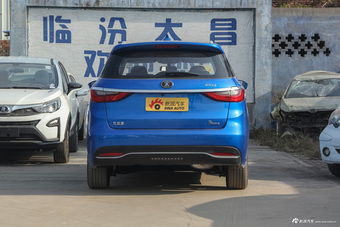 2017款比亚迪宋MAX 1.5T自动互联尊贵型 