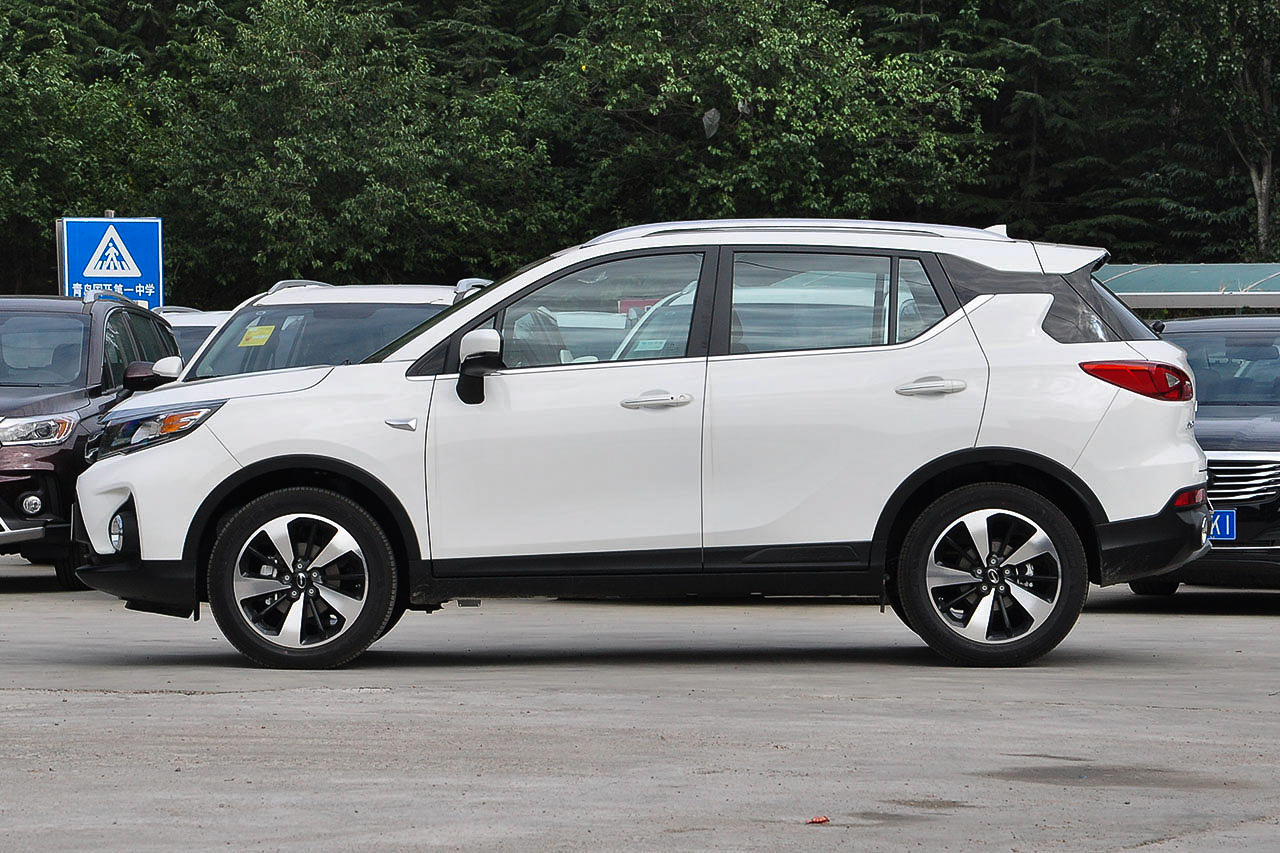 2017款传祺GS3 200T 1.3T自动豪华版