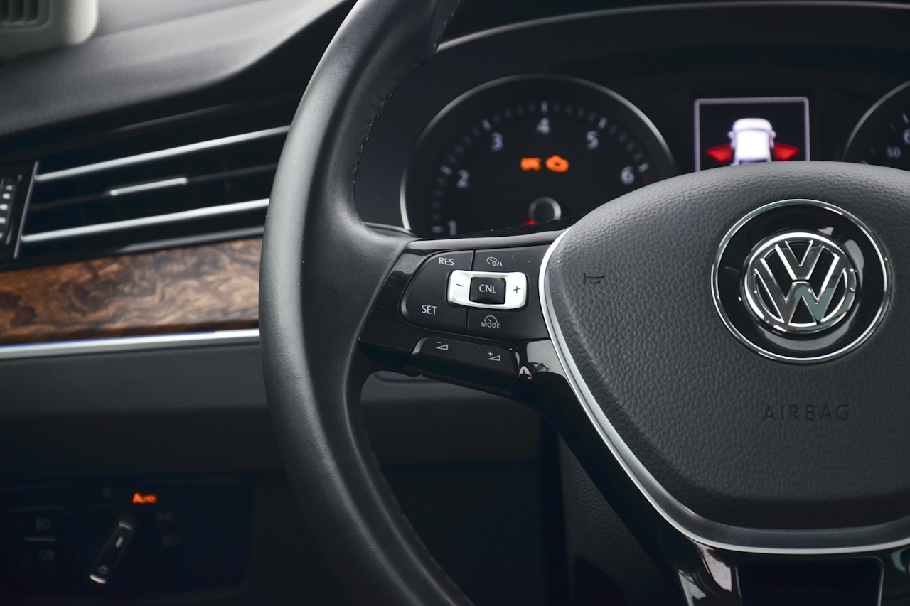  2017款迈腾2.0T自动380TSI DSG豪华型