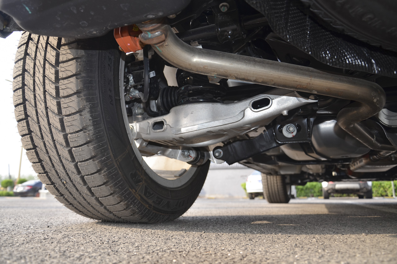 2017款发现神行2.0T自动SE