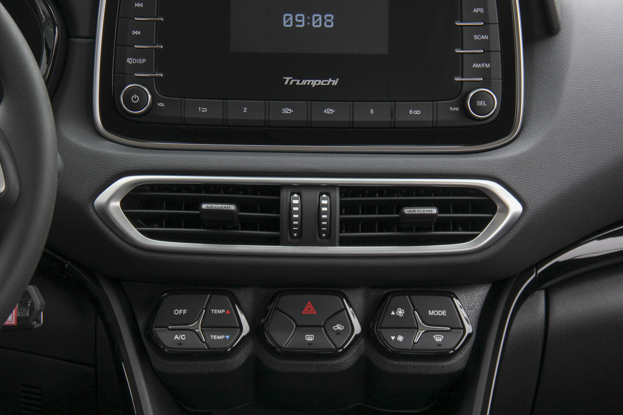 2018款传祺GS4 1.3T手动两驱精英版200T