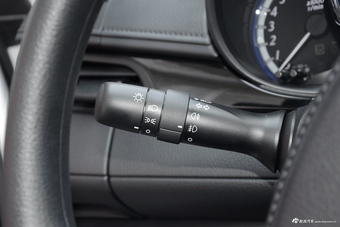 2016款YARiS L 致炫1.5L自动炫动天窗版