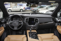 2016款沃尔沃XC90升级版 E驱混动 2.0T自动 T8智尊版
