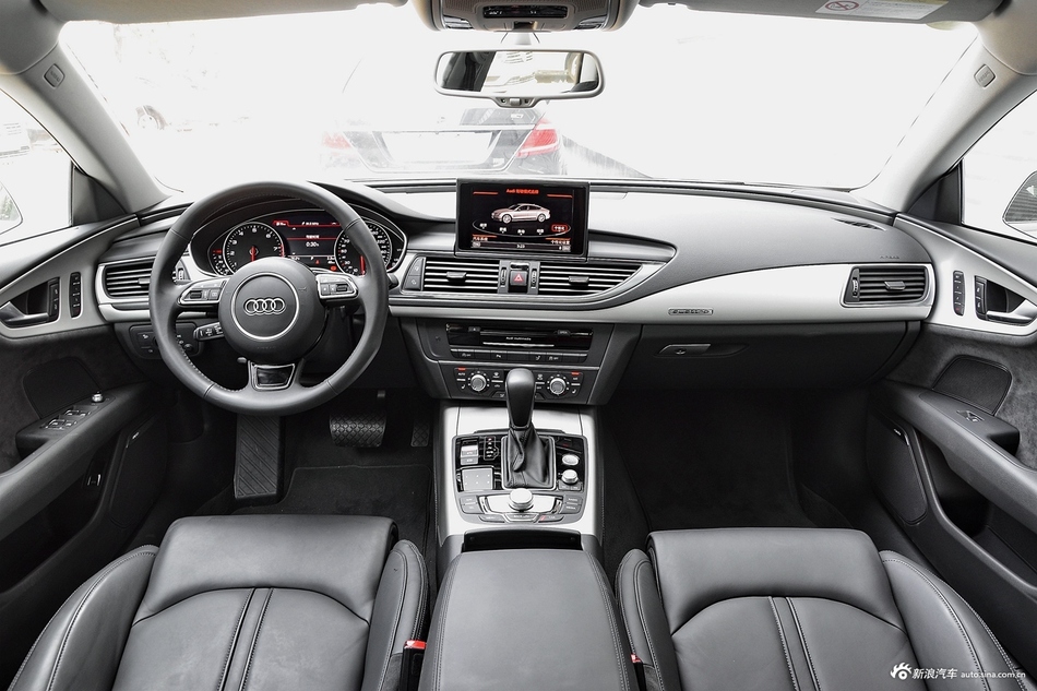 2017款奥迪A7 2.0T自动40TFSI quattro技术型