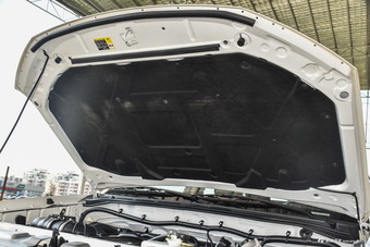 2017款黄海N1S 2.8T手动柴油两驱运动版JE493ZLQ4CB