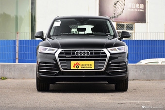 2018款奥迪Q5L 2.0T自动45 TFSI尊享时尚型