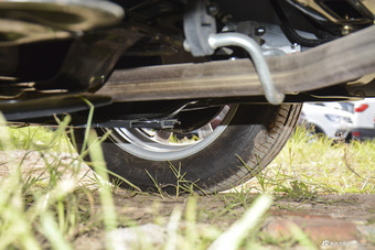 2016款风光370 1.5L手动豪华型7座