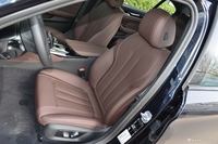 2019款宝马5系2.0T自动525Li领先型M运动套装