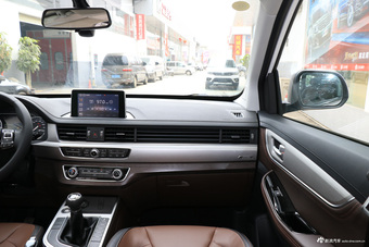 2017款景逸X6 劲享系列1.5T手动尊贵型