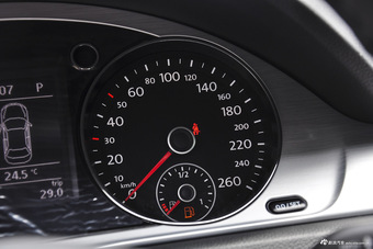 2016款迈腾1.8T自动TSI智享舒适型