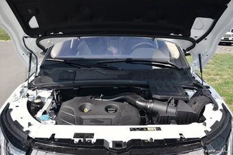 2016款揽胜极光2.0T自动PURE 风尚版图片