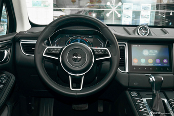 2017款众泰SR9 2.0T自动极致之梦版