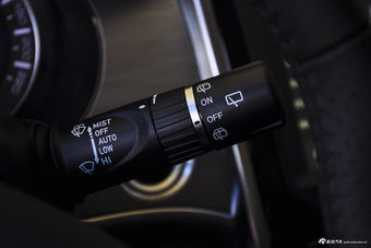 2016款哈弗H2 1.5T自动两驱精英型 经典黑