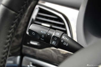 2017款比亚迪S7 2.0T自动豪华型