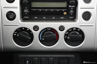 2017款丰田FJ酷路泽 4.0L