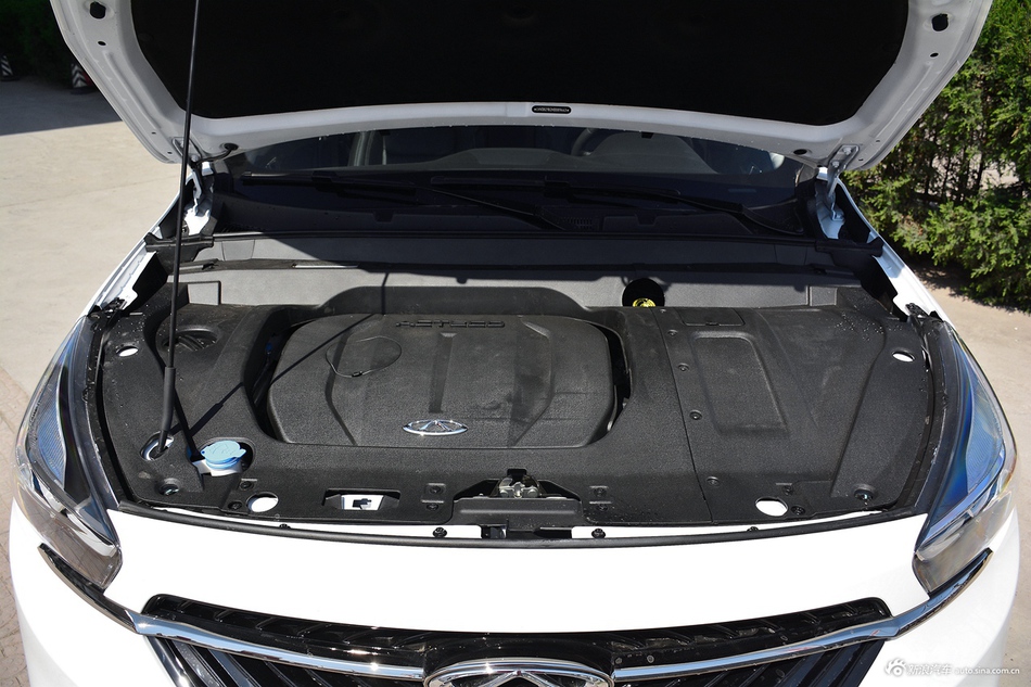 2017款瑞虎7 SPORT 1.5T自动尊贵版