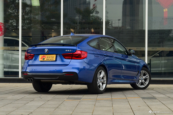 2017款宝马3系GT 2.0L自动320i M运动型 