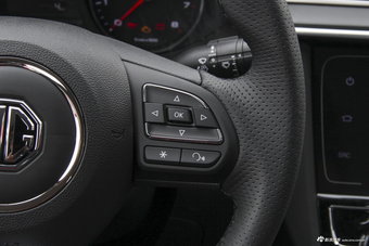 2018款名爵6 1.5T手动20T精英智联版