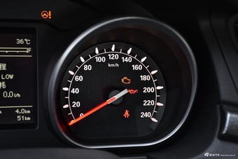 2018款奔腾B50 1.4T自动20周年纪念版