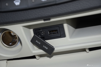 2017款V3菱悦1.5L手动基本型