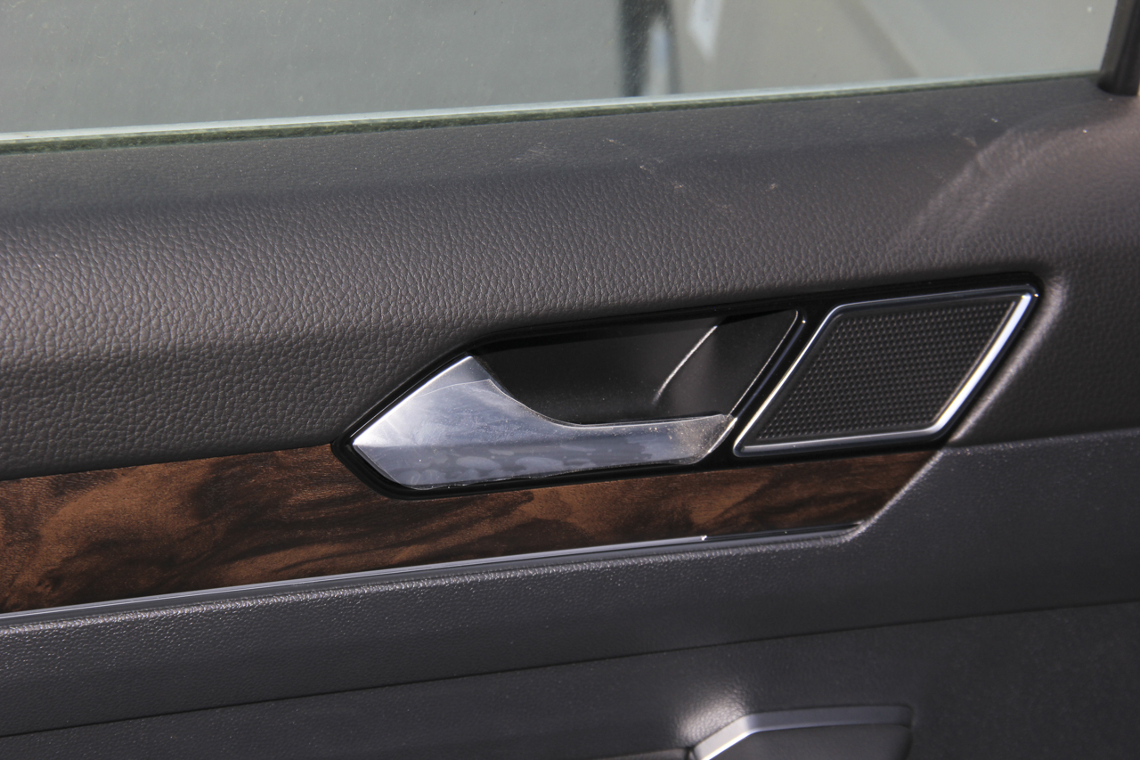 2018款迈腾改款1.8T自动330TSI DSG豪华型