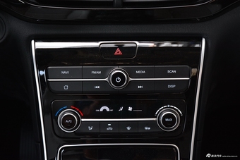 2018款长安A600 1.5L 手动豪华型