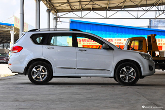 2016款哈弗H6升级版1.5T自动两驱精英型 简约白