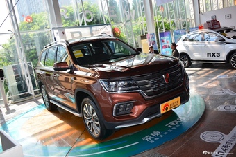 2018款荣威RX8 2.0T自动智联网四驱旗舰版