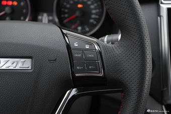 2017款哈弗H6运动版1.5T手动两驱精英型蓝标