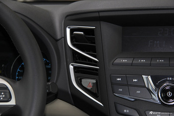 2017款比亚迪宋盖世升级版1.5TID自动舒适型