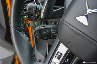 2018款DS 7 1.6T自动歌剧院版45THP